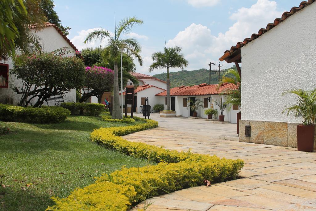 Hotel San Juan Internacional Girón Zewnętrze zdjęcie