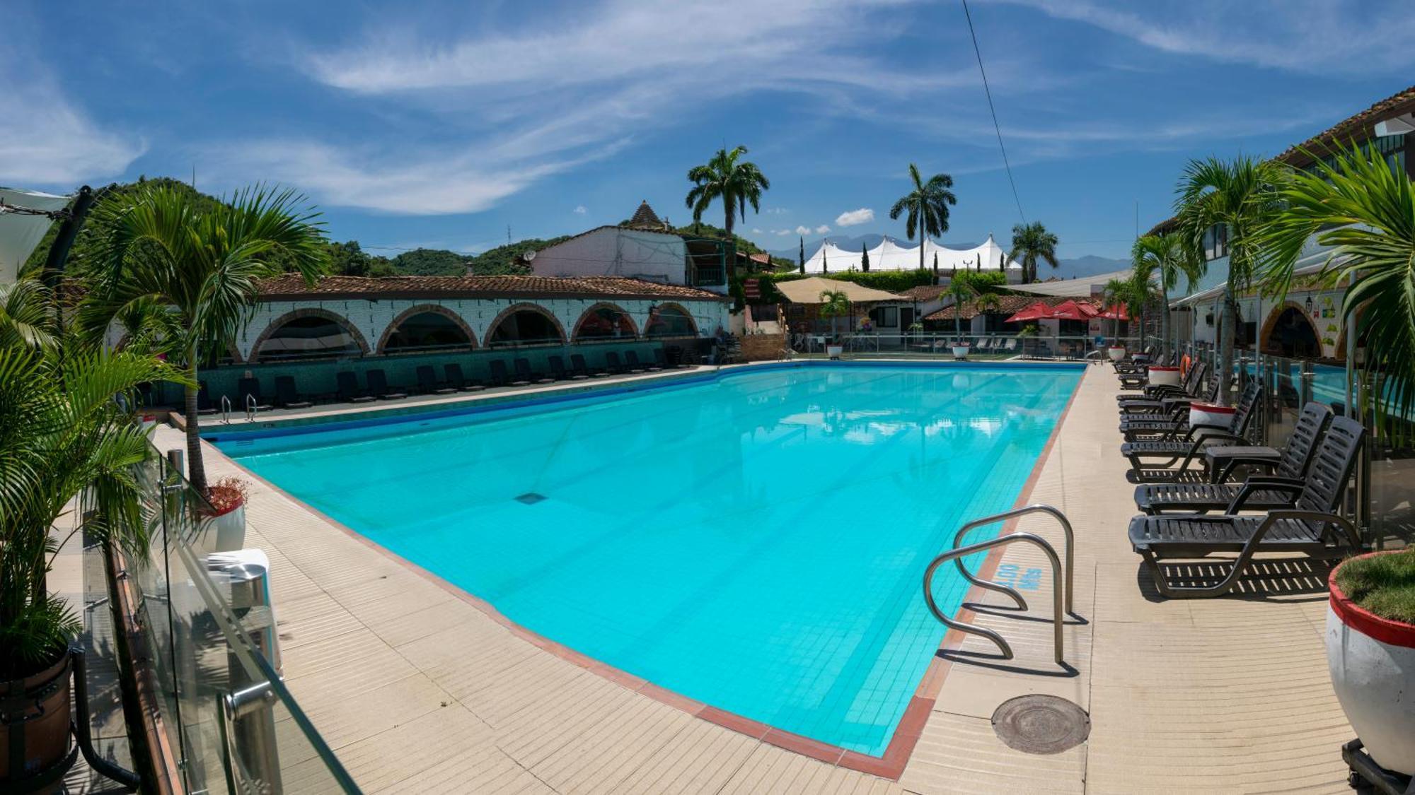 Hotel San Juan Internacional Girón Zewnętrze zdjęcie