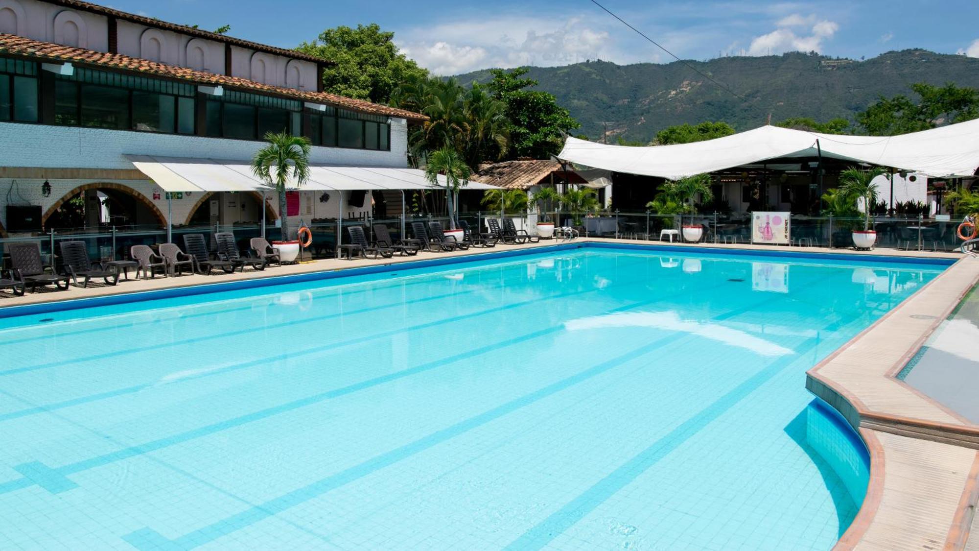 Hotel San Juan Internacional Girón Zewnętrze zdjęcie