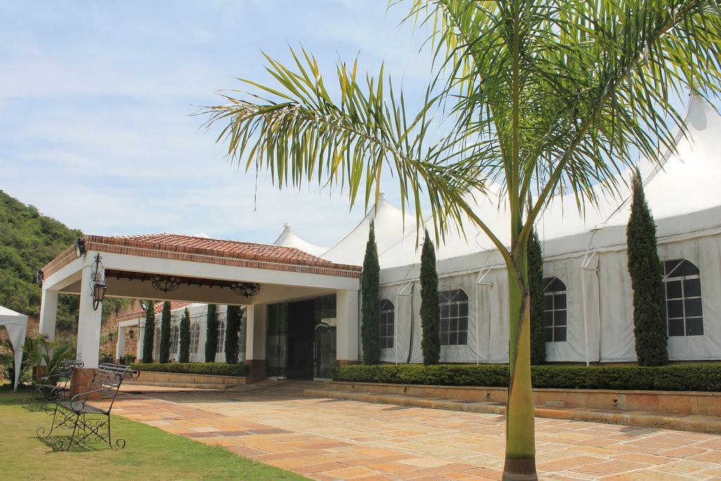 Hotel San Juan Internacional Girón Zewnętrze zdjęcie
